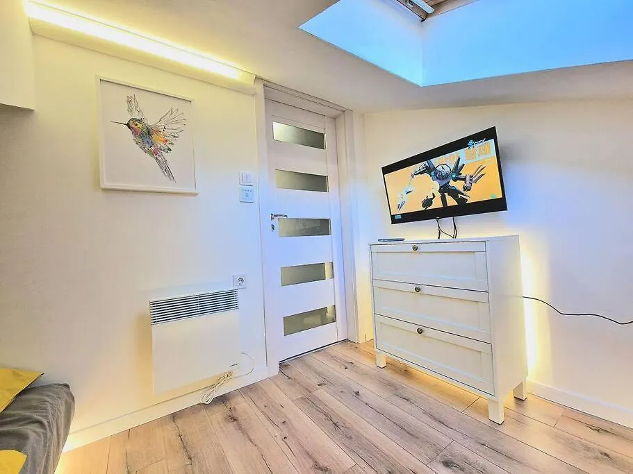 Art Apartment + 2Bd Parking Space Varna