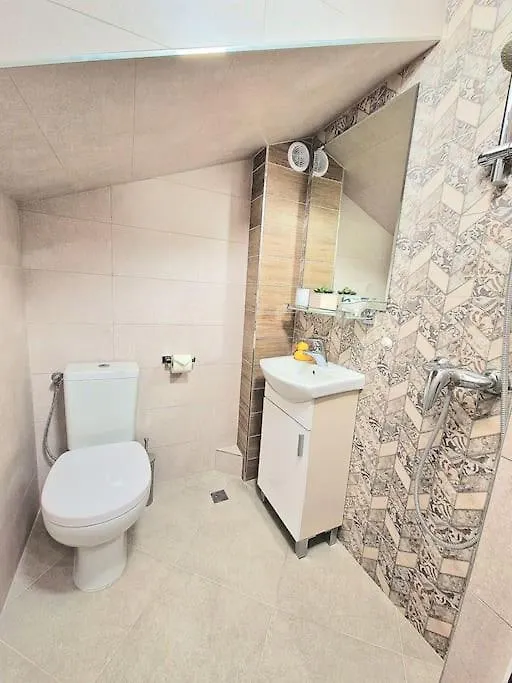 Art Apartment + 2Bd Parking Space Varna